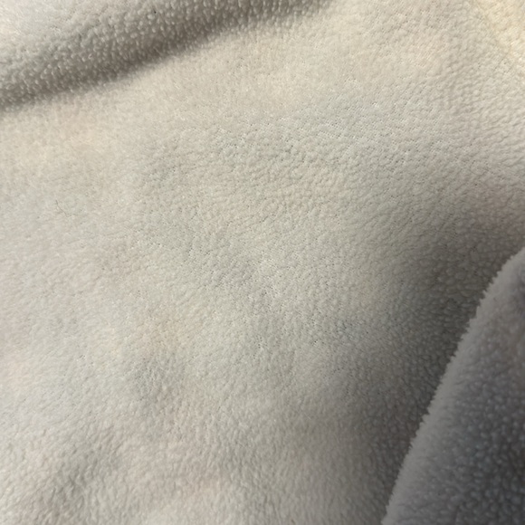 LL Bean, women’s long sleeve, button-down cotton shirt with fleece lining large - Picture 5 of 5